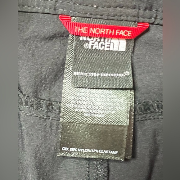 Women’s The NorthFace Hiking Pants - Picture 6 of 11
